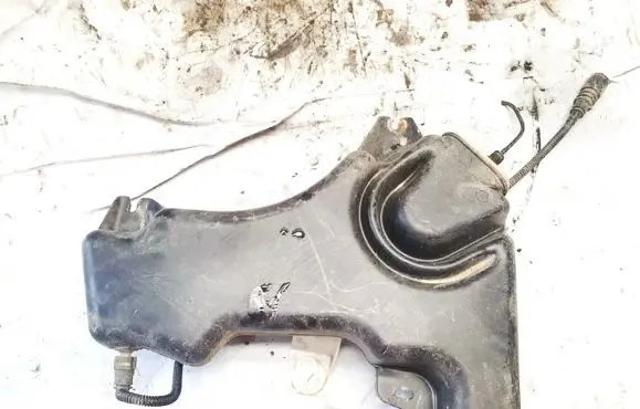 Citroen C5 AdBlue liquid reservoir 0983002990005 9661917180