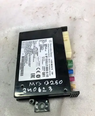 Mercedes-Benz B W246 W242 Antenna control unit A2229005315
