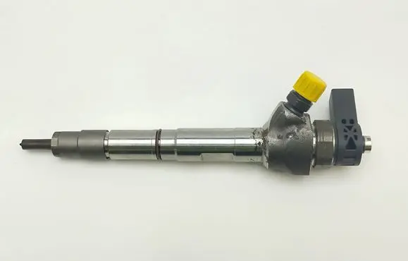 Volkswagen Caddy Fuel injector 04L130277AC 0445110469