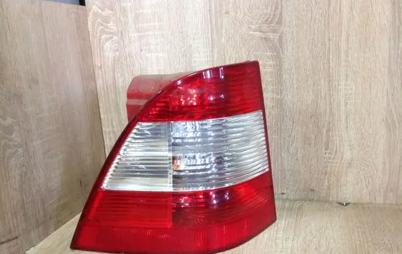 Mercedes-Benz ML W163 Rear/tail lights A1638201964