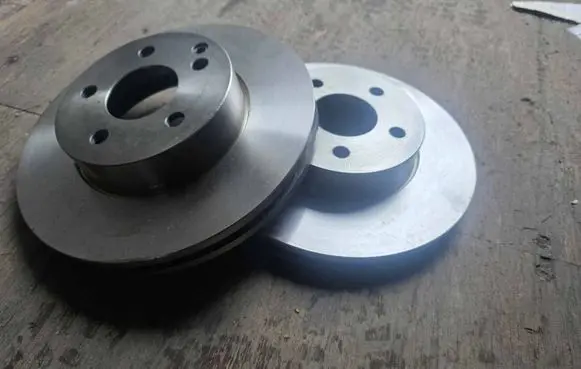 Mercedes-Benz C W204 Front brake disc A2044210712