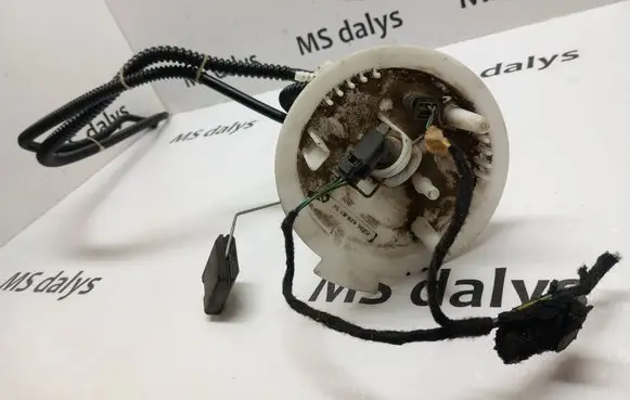 Mercedes-Benz C W204 In-tank fuel pump A2044700394 2044700394