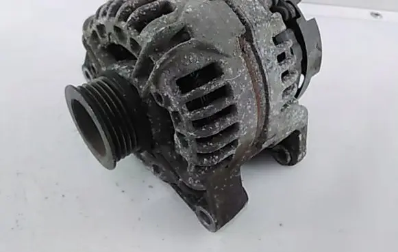 Opel Corsa D Generator/alternator 13222931