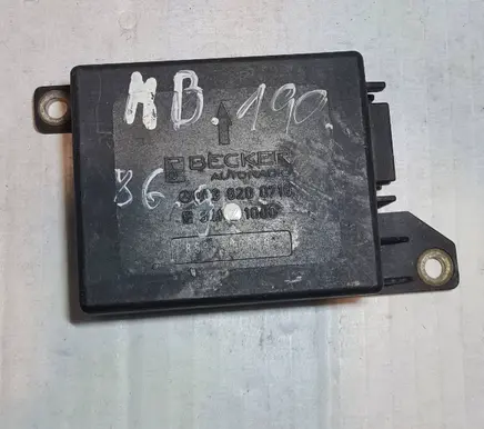 Mercedes-Benz 190 W201 Airbag control unit/module 0038200710 8411000