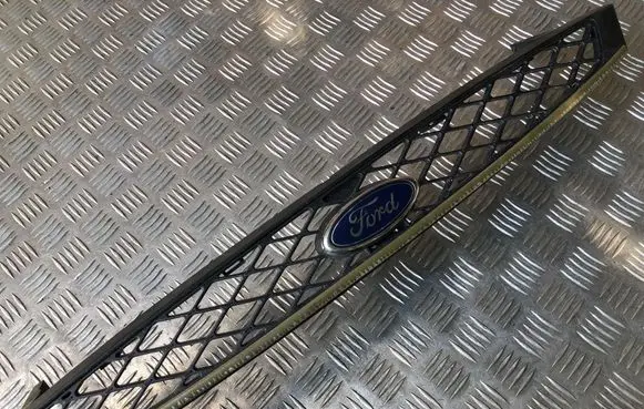 Ford Focus Front grill 2M518200ACW C8S4A A31162