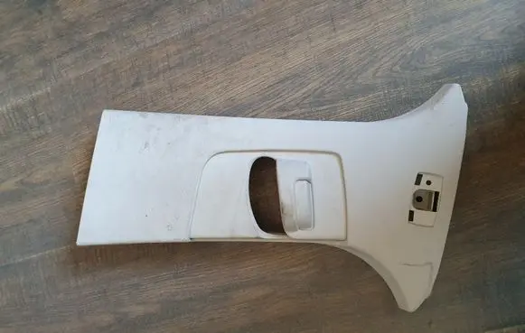 Ford Focus Seat belt trim BM51A24583A