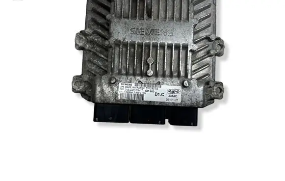 Volvo V50 Engine control unit/module 30729518