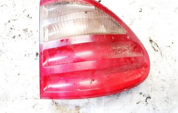 Mercedes-Benz E W210 Rear/tail lights A2108205464