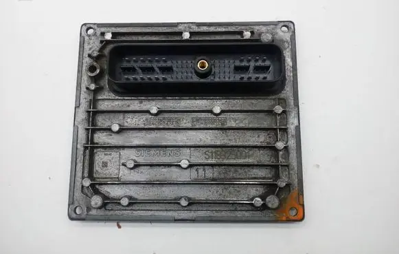 Mazda 2 Engine control unit/module 4S6112A650FB S12097706A