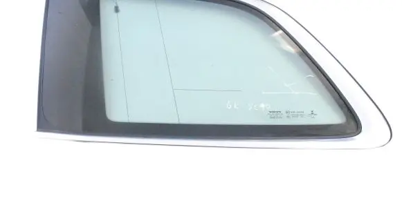Volvo XC90 Rear side window 31371029