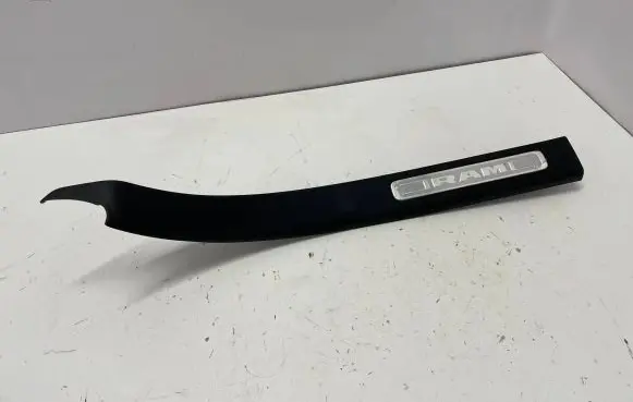 Dodge RAM Rear sill trim cover 6WC72TRMAA