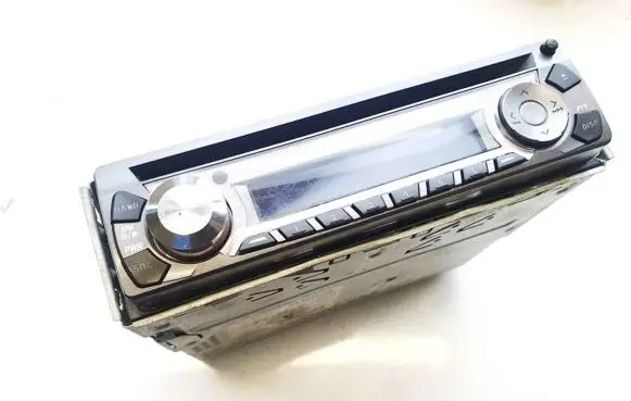 Audi TT Mk1 Radio/CD/DVD/GPS head unit cqc1321nw cq-c1321nw