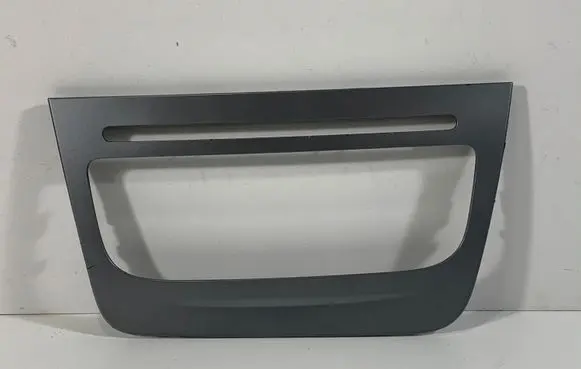 Seat Altea XL Radio/GPS head unit trim 5P1858071C
