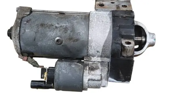 BMW X3 G01 Starter motor 8671503