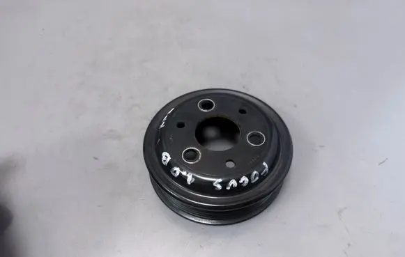 Ford Focus Water pump pulley CTLXA