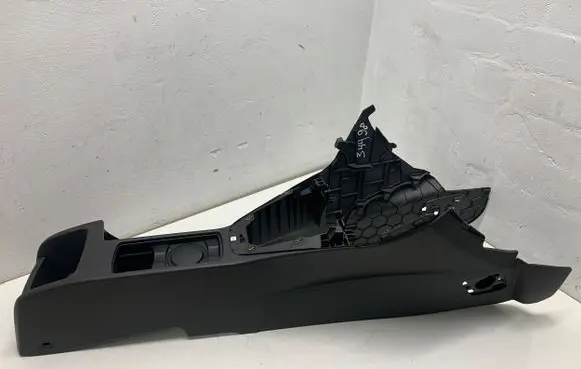 Ford Focus Center console F1EBA045A06A