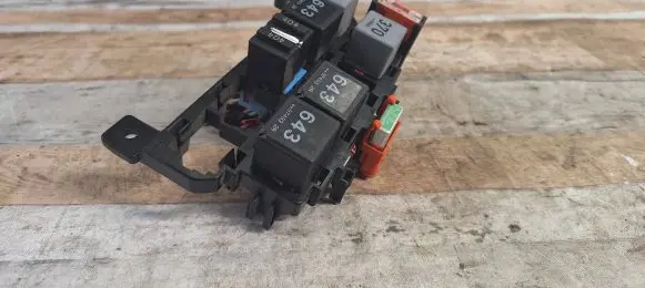 Audi A6 S6 C6 4F Fuse box set 4F0937503