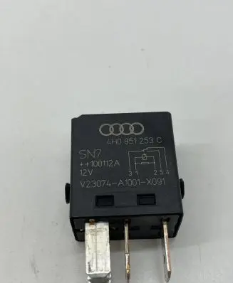 Volkswagen Golf VI Other relay 4H0951253C