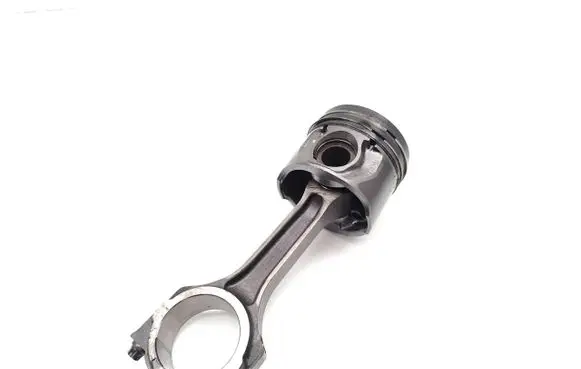 Ford Mondeo Mk III Piston with connecting rod 