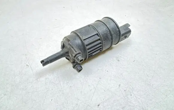 Renault Clio II Windscreen/windshield washer pump 7700430702