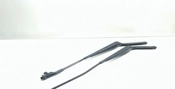 BMW X5 E70 Windshield/front glass wiper blade 7153739 7153736