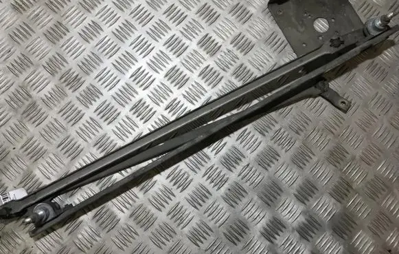 Renault Trafic I Front wiper linkage and motor
