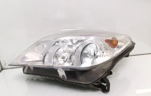 Opel Astra H Headlight/headlamp 