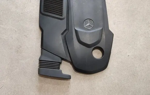 Mercedes-Benz CLS C257 Engine cover (trim) A6560104100
