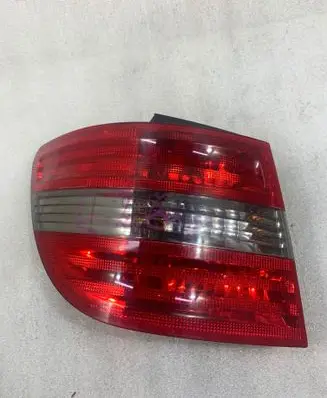 Mercedes-Benz B W245 Rear/tail lights A1698202364