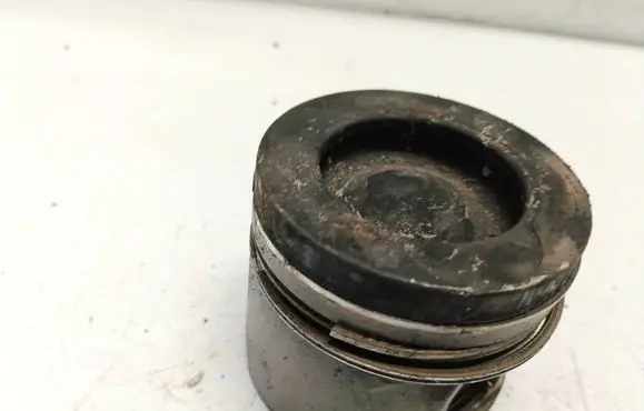 Renault Kangoo II Piston 