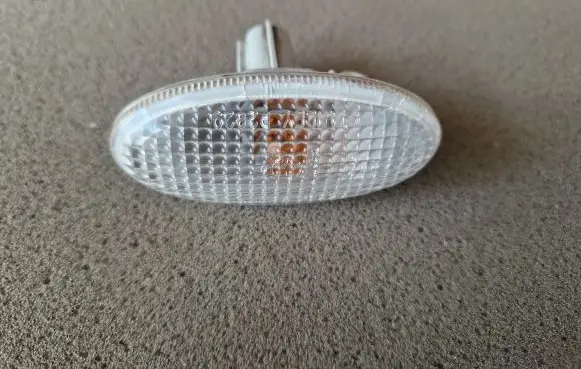 Mazda BT-50 Front fender indicator light