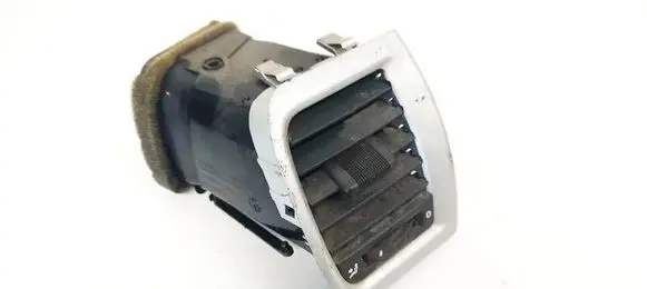Skoda Roomster (5J) Dash center air vent grill 5J0819702