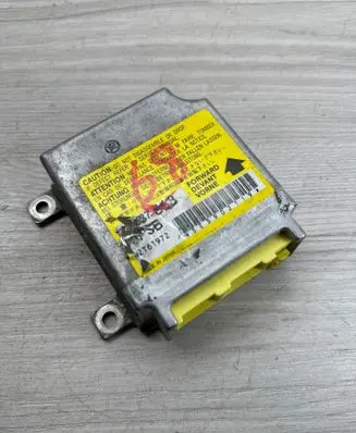 Mitsubishi Outlander Airbag control unit/module W2T61972