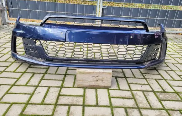 Volkswagen Scirocco Front bumper 1K8807221N