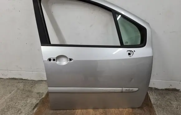 Renault Modus Front door