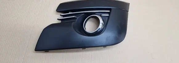 Peugeot 3008 I Front fog light trim/grill 9684350277