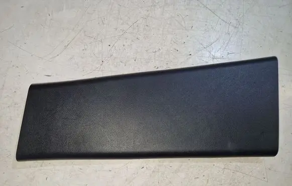 Land Rover Range Rover Sport L320 (B) pillar trim (bottom) 632240042