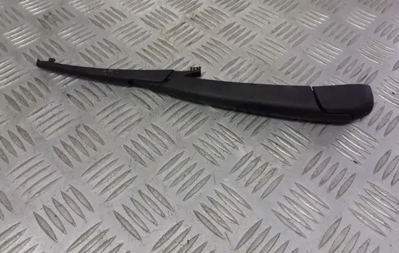 Renault Megane II Rear wiper blade arm