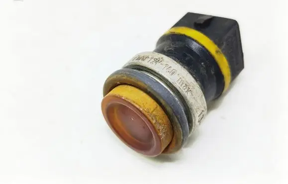 Coolant temperature sensor