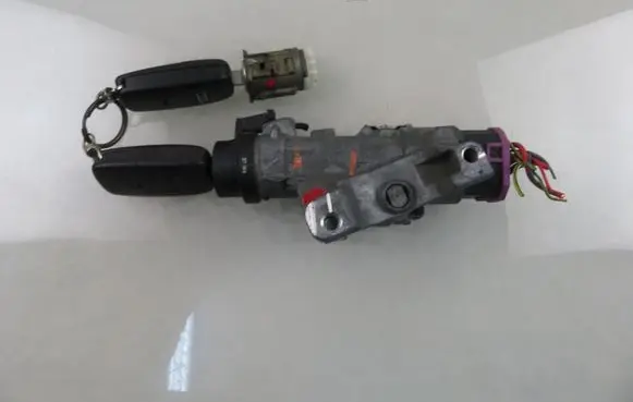 Audi A4 S4 B6 8E 8H Ignition lock 4B0905851M