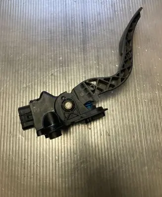 Mitsubishi ASX Accelerator throttle pedal 6401364016