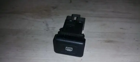 Nissan Primera Windscreen/window heater switch