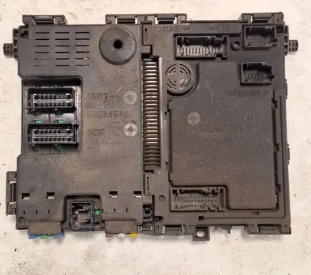 Peugeot 406 Comfort/convenience module 9640091080 AS110950110