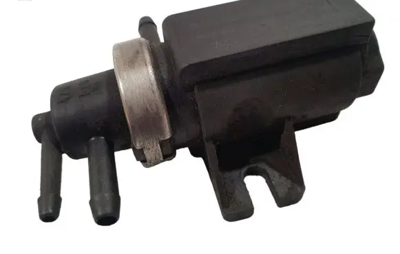 Audi A4 S4 B5 8D Turbo solenoid valve 1H0906627