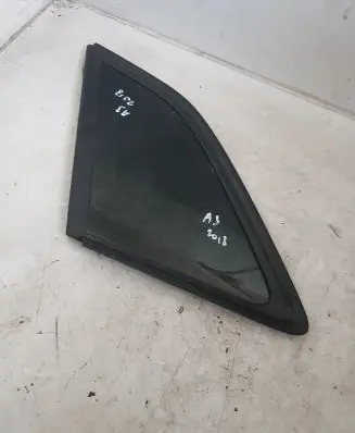 Audi A3 S3 8V Side middle window/glass 8V4845299