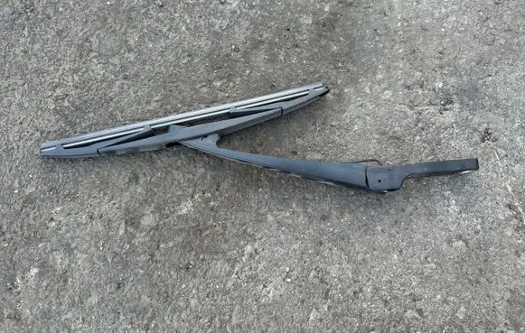 BMW 2 F45 Rear wiper blade 7348552