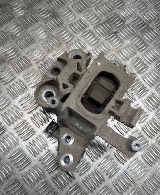 Opel Astra K Engine mount bracket 39070281 71220755 538D16