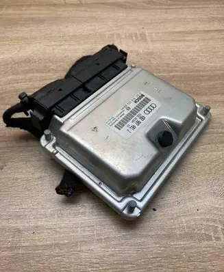 Audi A6 S6 C5 4B Engine control unit/module ECU 4B2907401J 0281010822 USED