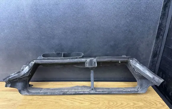 Volvo V70 Intercooler air guide/duct channel 9190500