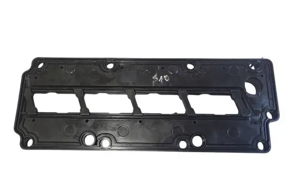 Audi A8 S8 D3 4E Rocker cam cover 057103470H 057103470